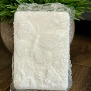 Lemon sugar 3oz goats milk soap bar
